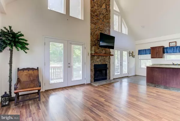 Palmyra, VA 22963,580 MELBROOK LN