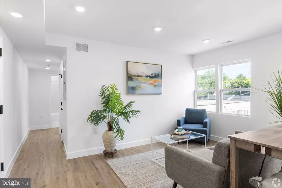 324 61ST ST NE #4, Washington, DC 20019