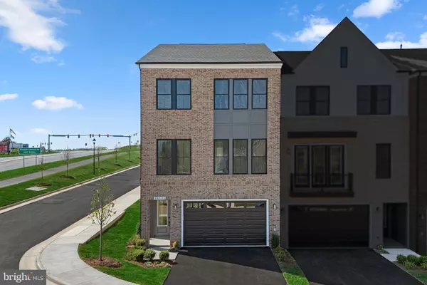 44506 LOWESTOFT SQ, Ashburn, VA 20147