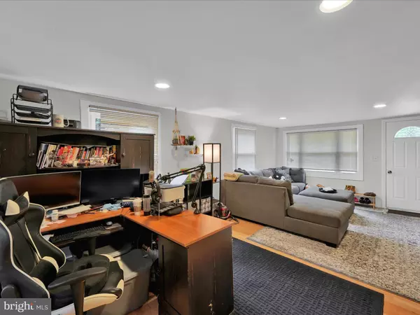 Pottsville, PA 17901,11 FIR RD