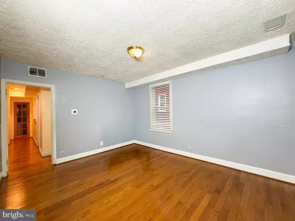 Washington, DC 20019,5345 AMES ST NE