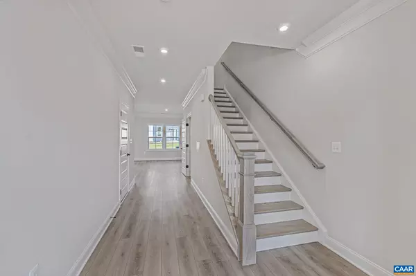 Waynesboro, VA 22980,213 SUNBIRD LN