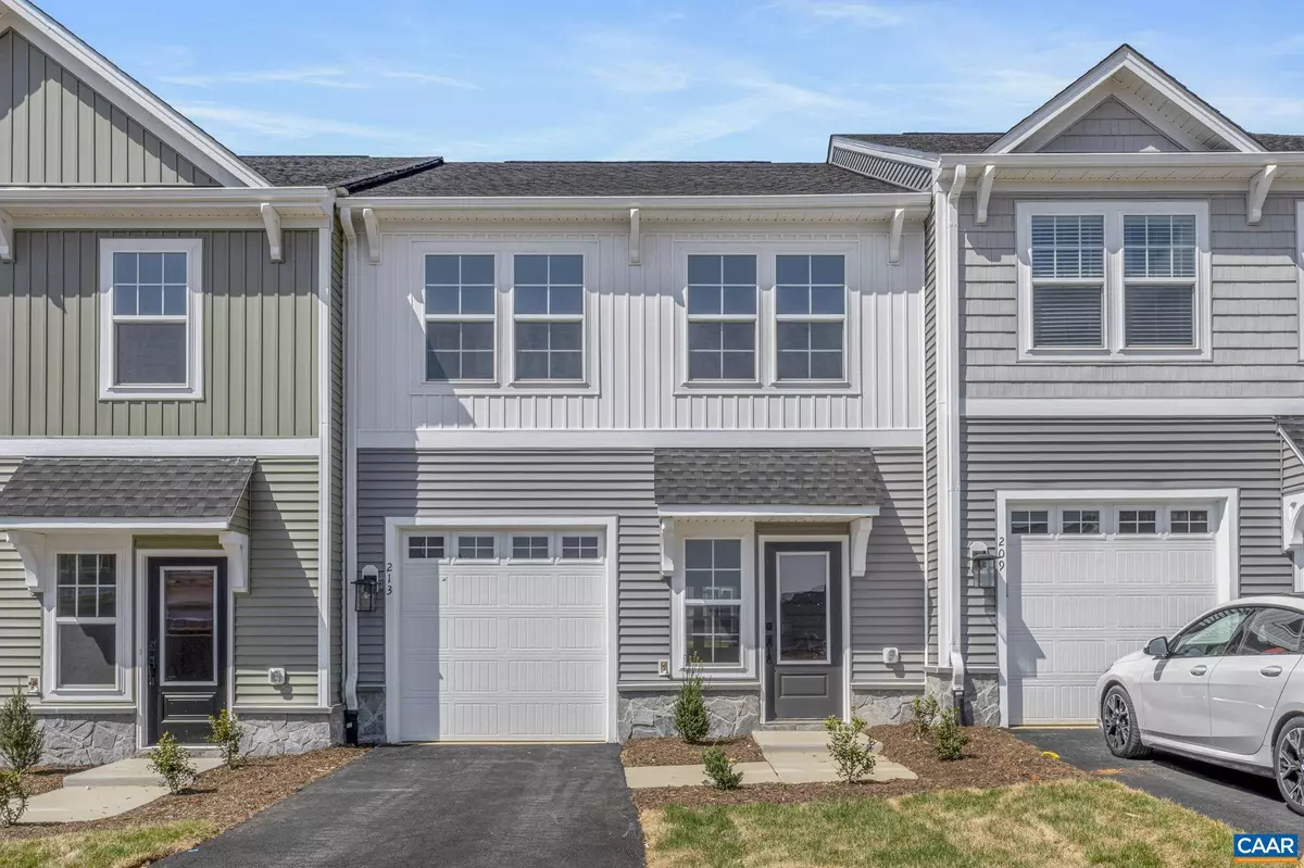 Waynesboro, VA 22980,213 SUNBIRD LN