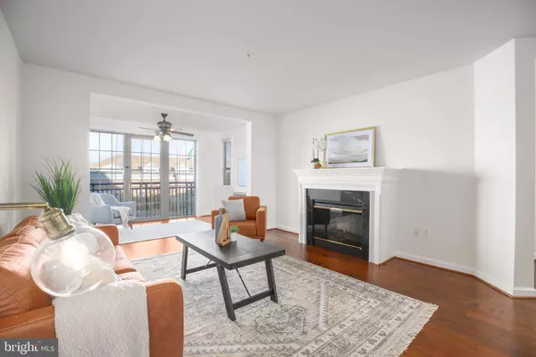 Woodbridge, VA 22191,485 HARBOR SIDE ST #405