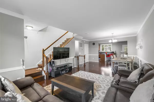 Purcellville, VA 20132,822 SAVILE ROW TER