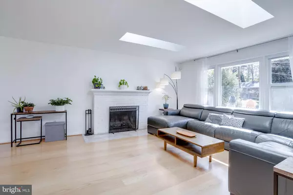 Springfield, VA 22151,7918 HATTERAS LN