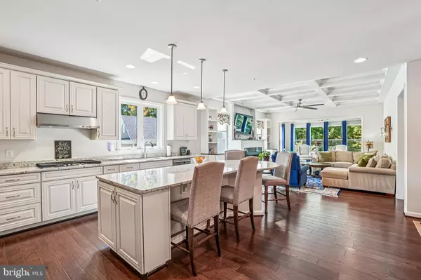 314 MONTERA AVE, Fredericksburg, VA 22406