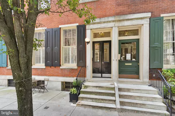 Philadelphia, PA 19103,1716-00 PINE ST #7