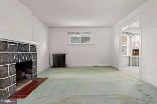 Havertown, PA 19083,25 OAK LN