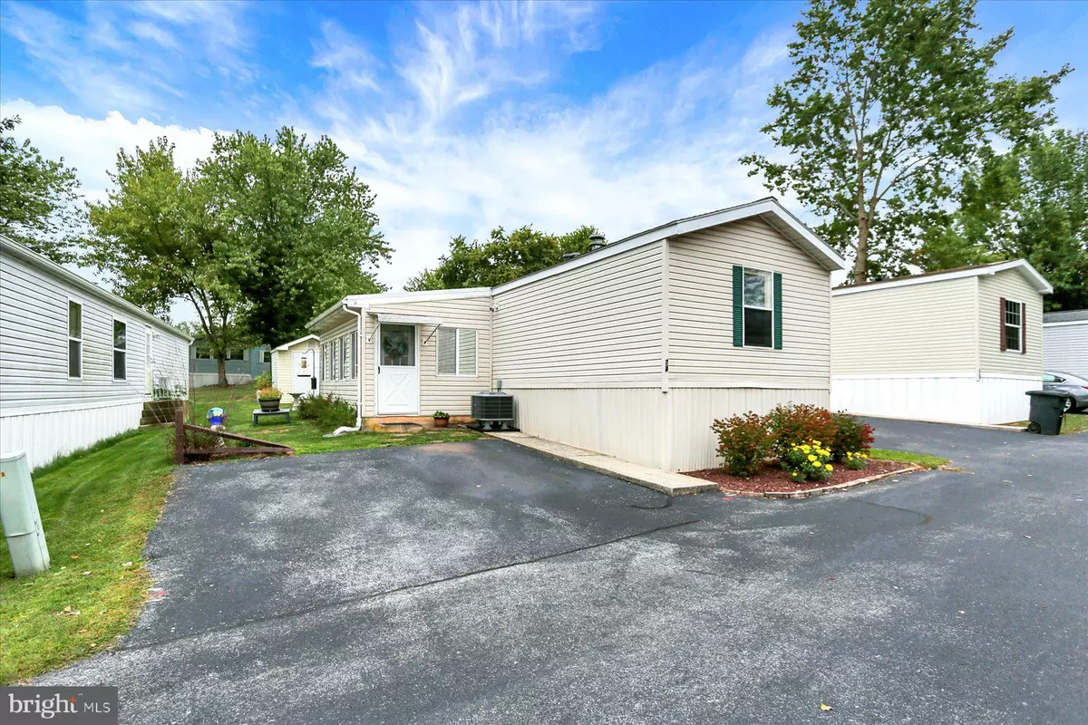 Palmyra, PA 17078,74 OLIVER DR