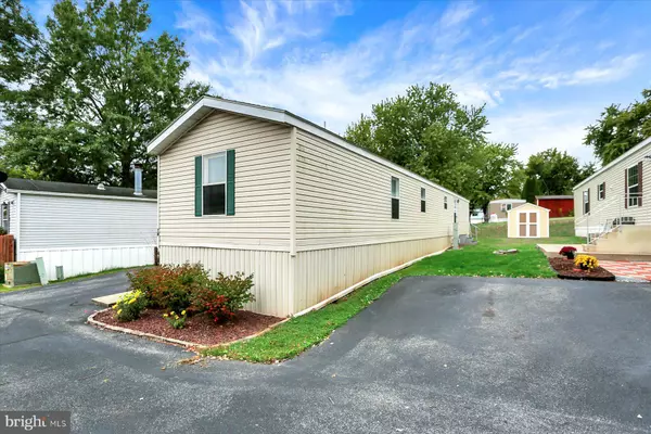 Palmyra, PA 17078,74 OLIVER DR