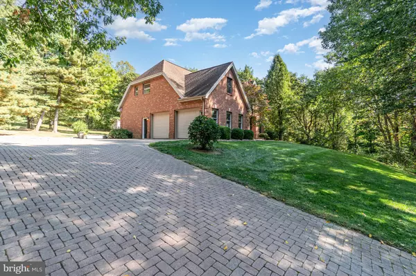 Dillsburg, PA 17019,6 GLENCARRON CT