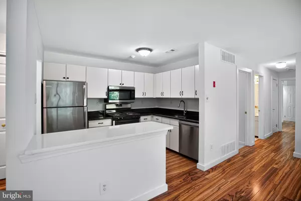 Newtown, PA 18940,1011 DIAMOND DR