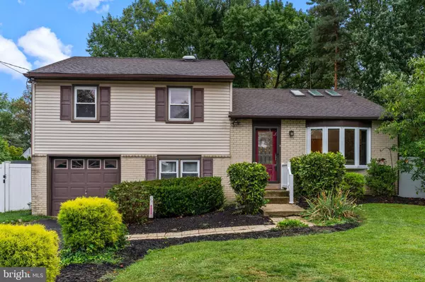 125 MEETINGHOUSE RD, Hatboro, PA 19040