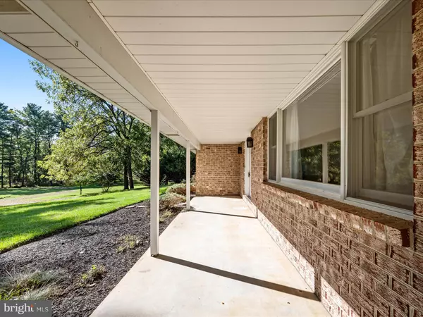 Shepherdstown, WV 25443,185 SHEPHERD LN