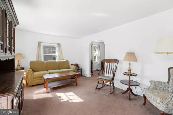 Springfield, PA 19064,142 RAMBLING WAY