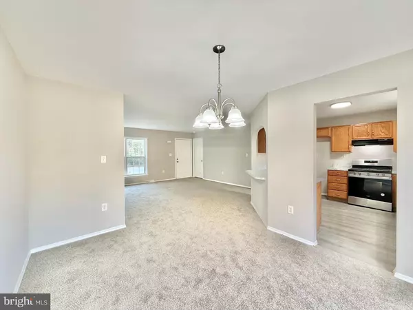 Mays Landing, NJ 08330,15 LOWELL ST