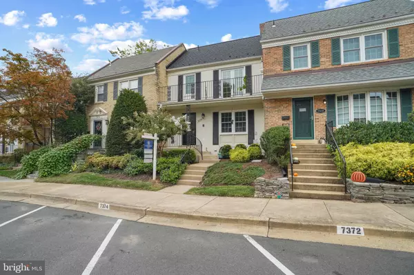 Mclean, VA 22102,7374 MONTCALM DR