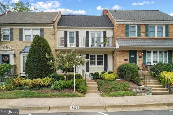 Mclean, VA 22102,7374 MONTCALM DR