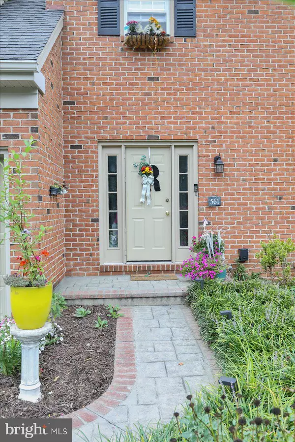 Lancaster, PA 17601,561 MILLCROSS RD