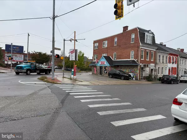York, PA 17401,108 N PENN ST