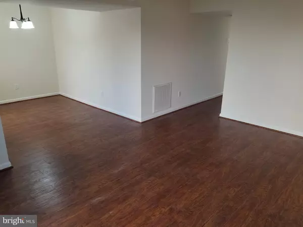 Leesburg, VA 20175,105 FORT EVANS RD SE #B