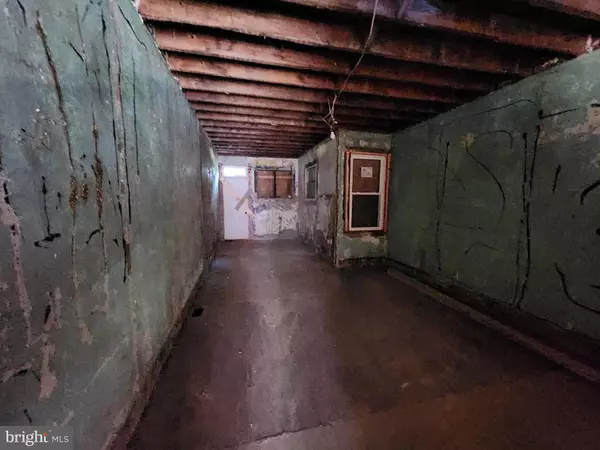Baltimore, MD 21217,1318 DIVISION ST
