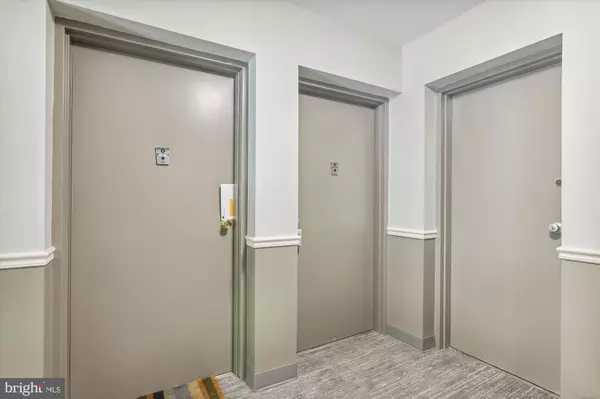 Bethesda, MD 20814,10631 MONTROSE AVE #M-202