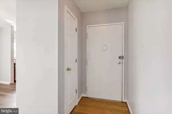 Bethesda, MD 20814,10631 MONTROSE AVE #M-202