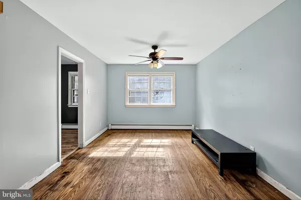 Swarthmore, PA 19081,630 MICHIGAN AVE