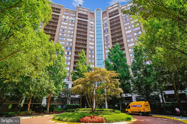 Rockville, MD 20852,10101 GROSVENOR PL #407