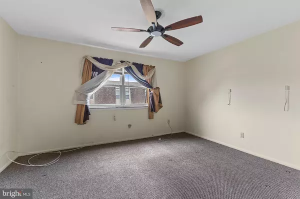 Burlington, NJ 08016,24-6 FLORENCE TOLLGATE PL