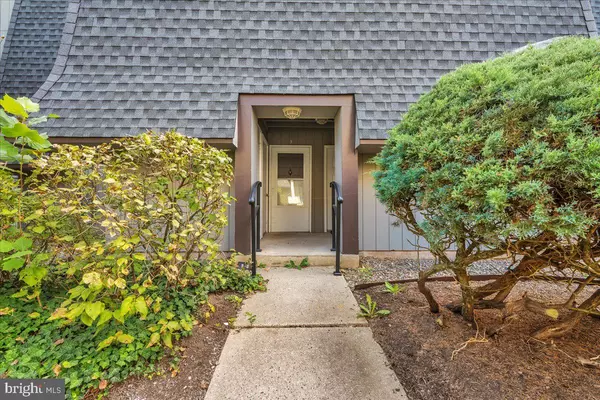 25 S CHURCH RD #8,  Maple Shade,  NJ 08052