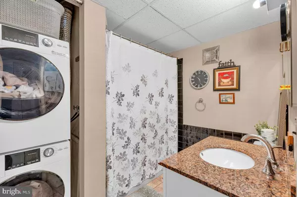 Maple Shade, NJ 08052,25 S CHURCH RD #8