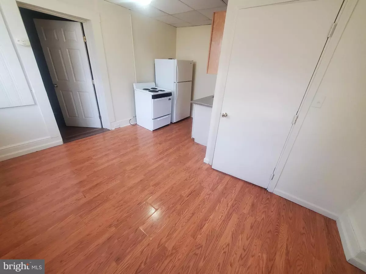 Reading, PA 19604,960 N 11TH ST #1B