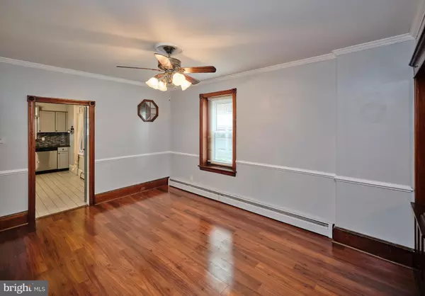 Pennsburg, PA 18073,419 SEMINARY ST