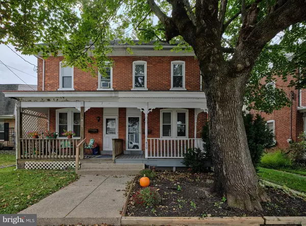 Pennsburg, PA 18073,419 SEMINARY ST