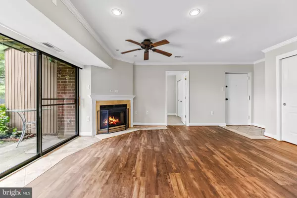 Glen Burnie, MD 21060,118 MOUNTAIN RD #1B