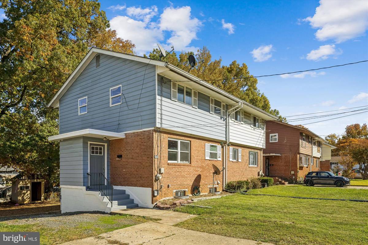 Capitol Heights, MD 20743,803 BOOKER DR