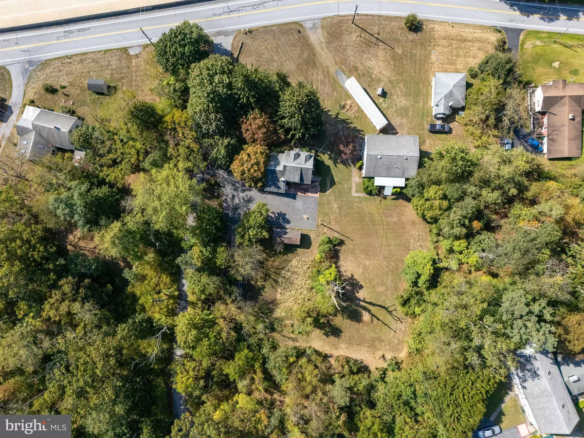 Dauphin, PA 17018,1893 OLD STATE RD