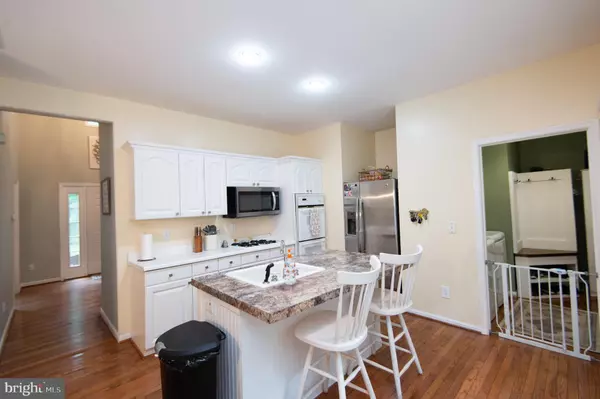 Hurlock, MD 21643,3844 WRIGHTS WHARF RD
