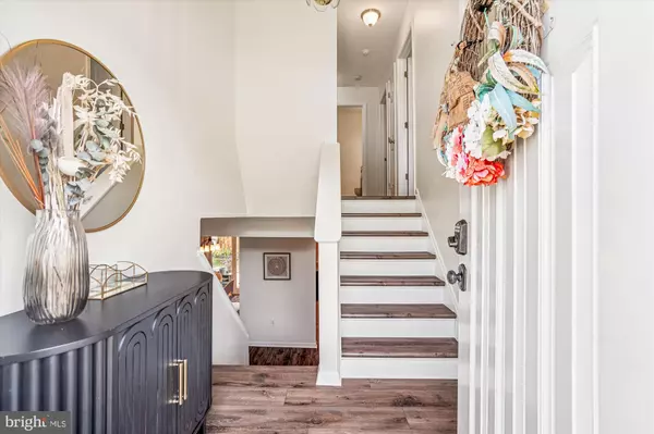 Arnold, MD 21012,377 VOLLEY CT