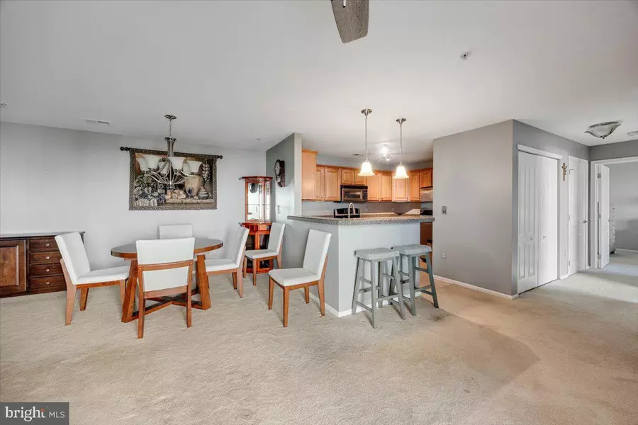 82 HIGHBRIDGE LN, West Deptford, NJ 08086