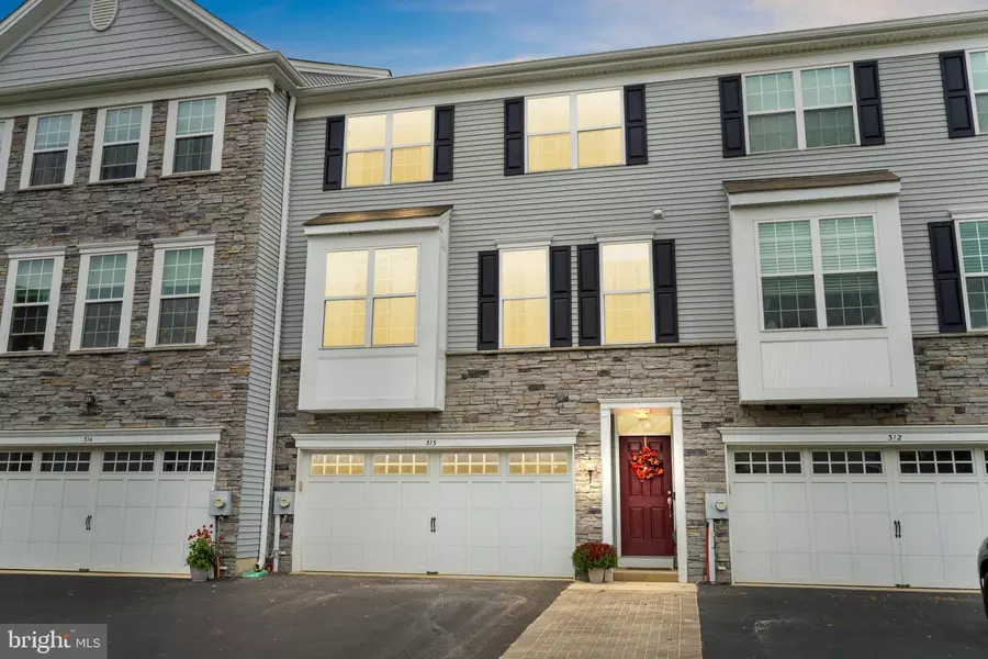 313 CHESTNUT CT, Langhorne, PA 19047