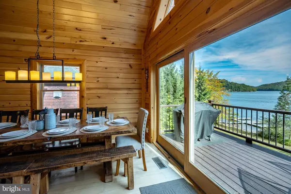 Oakland, MD 21550,20676 GARRETT HWY