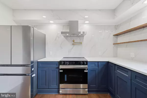 Fairfax, VA 22030,10400 WHITEHEAD ST