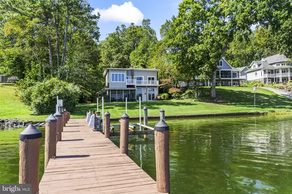 2037 INDIAN CIR, St Leonard, MD 20685