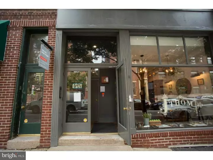 Philadelphia, PA 19107,924 PINE ST #2R