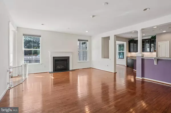 Cinnaminson, NJ 08077,5 OLMSTED LN