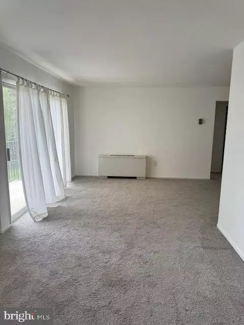 Beltsville, MD 20705,4423 ROMLON ST #103